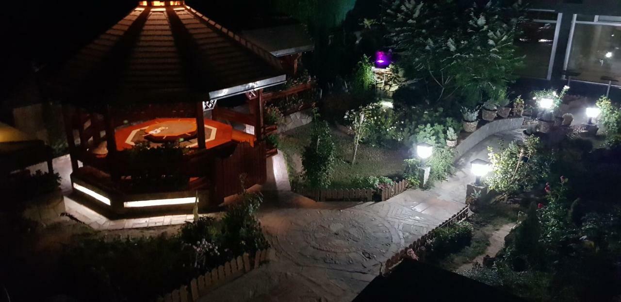 فندق Каштел Pančevo المظهر الخارجي الصورة